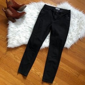 Free People | Black High Rise Skinny Jeans | W 27
